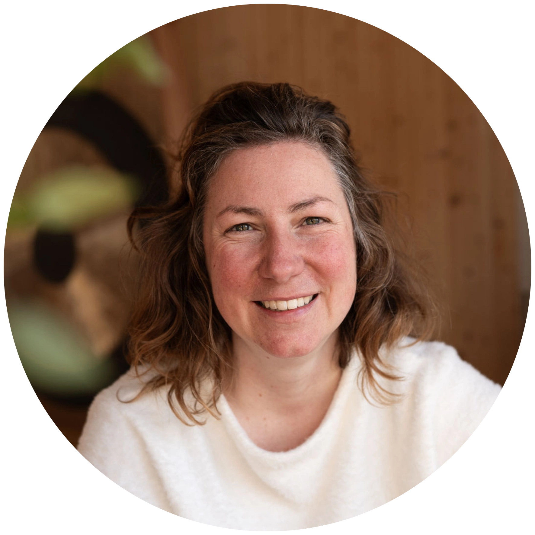 marie-rodewald-portraet-klangpraktikerin-musikerin-stimmbildnerin Porträt von Marie Rodewald,